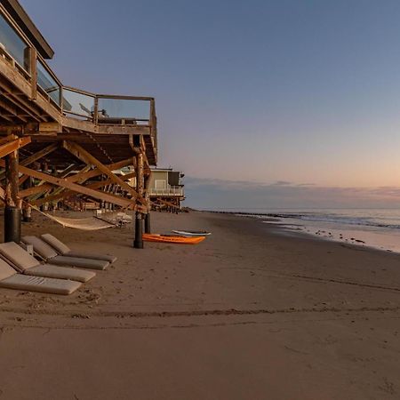 Malibu Beach House Right On The Sand Villa Exterior photo