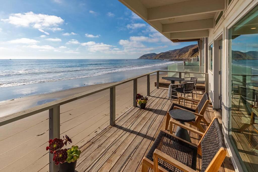 Malibu Beach House Right On The Sand Villa Exterior photo