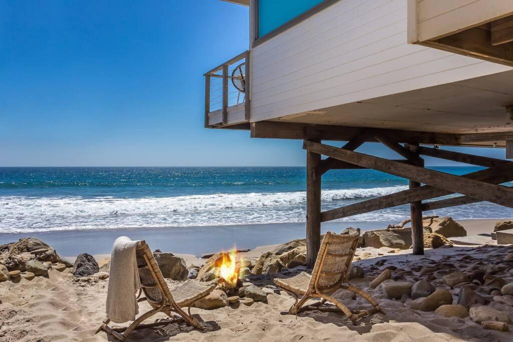 Malibu Beach House Right On The Sand Villa Exterior photo